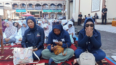 Endang Rini Asih, Caleg DPRD Kota Surabaya Dapil 1 Hadiri Kampanye AMIN