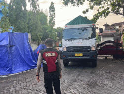 Kedatangan Logistik Pemilu 2024, Satgas Preventif Operasi Mantap Brata 2023 Lakukan Pengamanan