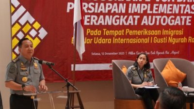 Imigrasi Ngurah Rai Gelar Sosialisasi Penggunaan e-VOA dan Implementasi Autogate  