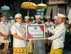 Bupati Giri Prasta Hadiri Pujawali di Pura Puseh Desa Adat Sigaran, Abiansemal