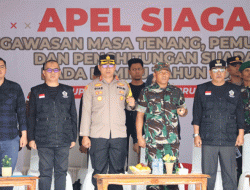 Pj Bupati Batola Pimpin Apel Siaga Pemilu, Serukan Tertibkan APK dan Warung Gratis Panwaslu