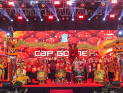 Perayaan Cap Go Meh di Balai Kota Surabaya, 10.000 Porsi Makanan Gratis Ludes Diserbu Warga