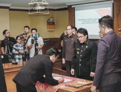 Lantik Direksi Perumda Pasar dan Pangan Mangu Giri Sedana, Bupati Giri Prasta: Direksi 2024-2029 Bekerja Jangan dengan Intuisi