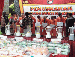 Pasutri Jadi Bandar Narkoba, Barang Bukti Sabu dan Pil Ekstasi Dimusnahkan Polda Sumsel