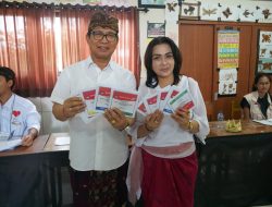 Sekda Adi Arnawa Nyoblos di TPS 009 Pecatu, Ajak Masyarakat Mewujudkan Demokrasi Berkualitas