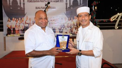 Suksesnya Reuni Akbar, Kapolda Papua Ikuti Pembubaran Panitia dan Buka Puasa Bersama