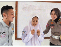 Jasa Raharja Bersama Ditlantas Polda Sulbar Sosialisasikan Keselamatan Berlalu Lintas di SMA 2 Mamuju