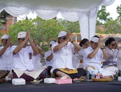 Bupati Badung Pimpin Persembahyangan Bersama Tawur Agung Kesanga