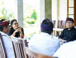 Wujud Sinergi Membangun Bali, Bupati Giri Prasta Setujui Hibah Rp3,7 Miliar untuk Banjar Pesanggaran