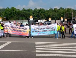 Demo Buruh PT Sinwa di Kantor PT Changsin, Garut, Tuntut Sisa Gaji yang Belum Terbayar