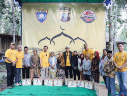 Peduli Warga Lereng Gunung Merbabu, Kapolda Jateng Serahkan Bantuan Sosial