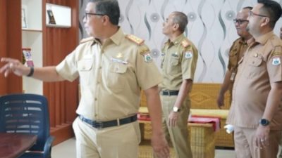 Sekprov Sulbar Sidak Hari Pertama Ngantor, Tingkat Kehadiran ASN Capai 90 Persen
