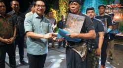 Sekda Badung Adi Arnawa Hadiri Perayaan HUT Ke-22 Desa Kutuh