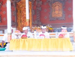 Sekda Adi Arnawa Hadiri Karya Atma Wedana Kinembulan Banjar Kedampal Abiansemal