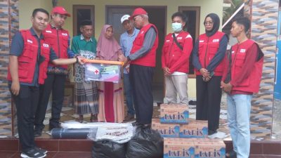 Peduli Korban Kebakaran Dusun Patori, Paket Bantuan Diserahterimakan Markas PMI Selayar