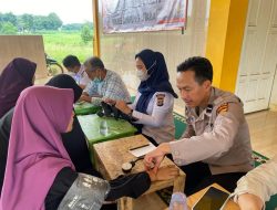 Polres Lampung Utara Gelar Bakti Kesehatan Gratis di Pondok Pesantren