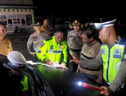 Polres Lampung Utara Tilang Truk Bermuatan Batu Bara yang Melanggar
