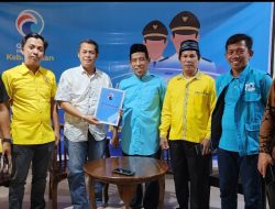 Serius Maju Pilkada Polman, Samsul Mahmud Ambil Formulir Pendaftaran di Gelora