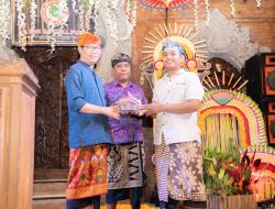 Wabup Suiasa Hadiri HUT Ke-45 ST. Dwi Sartika Putra Banjar Delod Yeh Desa Kekeran