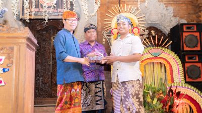 Wabup Suiasa Hadiri HUT Ke-45 ST. Dwi Sartika Putra Banjar Delod Yeh Desa Kekeran