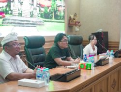 Bupati Giri Prasta Terima Perkumpulan Umat Budha, Desa Banjar, Buleleng