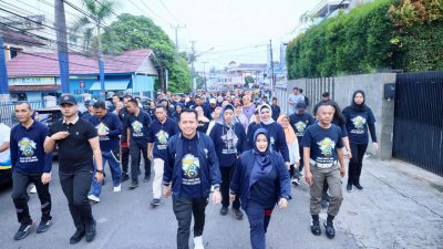 Meriahkan HUT Ke-78 Sumsel, Pj Gubernur Agus Fatoni bersama Ribuan Peserta Ikuti Jalan Santai