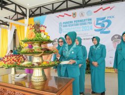 Peringatan Hari Kesatuan Gerak PKK Ke-52, Pj. Bupati Batola Mujiyat Ucapkan Terima Kasih atas Darma Bakti Kader