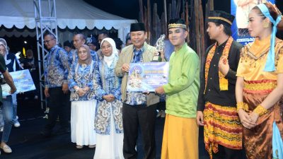 Barito Kuala Serumpun Festival 2024, Pj. Bupati Mujiyat Titip Pesan agar Seniman Tari Terus Berkreasi dan Inovasi
