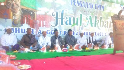 Haul Akbar Tiga Bhuju’ di Desa Marparan Sreseh, Sampang, Tokoh Kiai Ajak Hormati dan Mendoakan Jasa Penyebar Agama Allah SWT