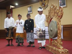 Sekda Badung Adi Arnawa Buka Paruman Agung XI Pratisentana Ki Bendesa Gerih se-Bali