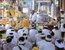 Hadiri Uleman Pujawali dan Mapunggel Ida Sesuhunan Pura Parerepan, Wabup Badung Suiasa Apresiasi Krama Jaga dan Lestarikan Budaya Warisan Leluhur