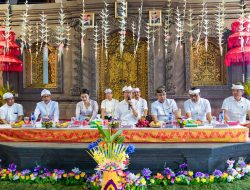 Wabup Badung Suiasa Hadiri Karya Ngenteg Linggih di Banjar Adat Kung Desa Dalung
