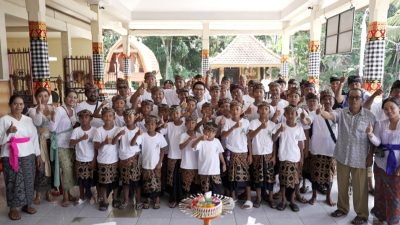 Sekda Badung Adi Arnawa Buka Turnamen Ceki Banjar Adat Celuk dan Sekaa Gong Mekar Sari