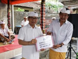 Sekda Badung Adi Arnawa Hadiri Melaspas Gambelan Gong Kebyar di Pura Batan Nyuh