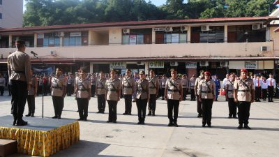 8 Pejabat Utama Polresta Jayapura Kota Laksanakan Serah Terima Jabatan