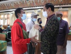 Wabup Badung Suiasa Serahkan PMT Bagi Penderita TBC