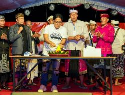 Bupati Badung Giri Prasta Hadiri HUT Ke-43 ST Dharma Putra, Banjar Adat Batunya