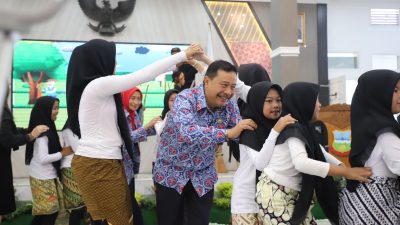 Hari Keluarga dan Anak Nasional, Pj Bupati Garut Tekankan Pentingnya Peran Keluarga