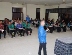 Kadis Kominfo Batola Bekali Literasi Digital di Diklat Paskibraka