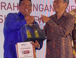 Catat! Prestasi Suhatri Bur Itu 3 Besar dari 514 Kabupaten/Kota se-Indonesia, Penghargaan Platinum