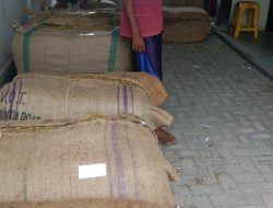 Petani dan Pedagang Tembakau Lokal di Ngawi Ikut Jaga Harga dan Kualitas