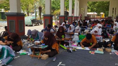 Lomba Batik Khas Lamongan Lahirkan Inspirasi Siswa Menengah Bertalenta