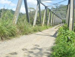 Jembatan Sungai Bonehau Terancam Roboh, Tanggung Jawab Siapa?