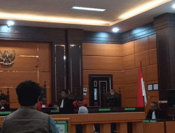 Tim PH Terdakwa Kasus Dugaan Penggelapan Mobil Ajukan Pledoi di PN Kelas IA Padang