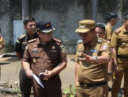 Pj. Bupati Lampung Utara Tinjau dan Lakukan Pengukuran Lahan Pemerintah untuk Percepatan Sertifikasi Aset Daerah