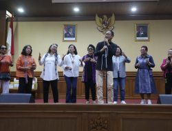 Plt. Bupati Badung Suiasa Hadiri Lomba Menyanyi Berkelompok PPI