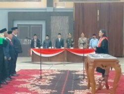 Sujianto Dilantik Menjadi Ketua DPRD Kota Singkawang