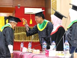 Tak Mau Kalah, Lansia di Kota Pariaman Jalani Wisuda Bak Lulus Kuliah