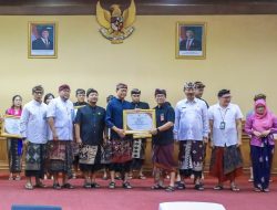 Penyerahan Sertifikat Uji Kompetensi dan Paritrana Award Jamsostek Tahun 2024
