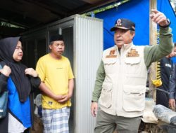 Pj Gubernur Sulbar Kunjungi Korban Bencana Longsor di Tapodede, Warga Ucapakan Terima Kasih Kunjungan Pemerintah